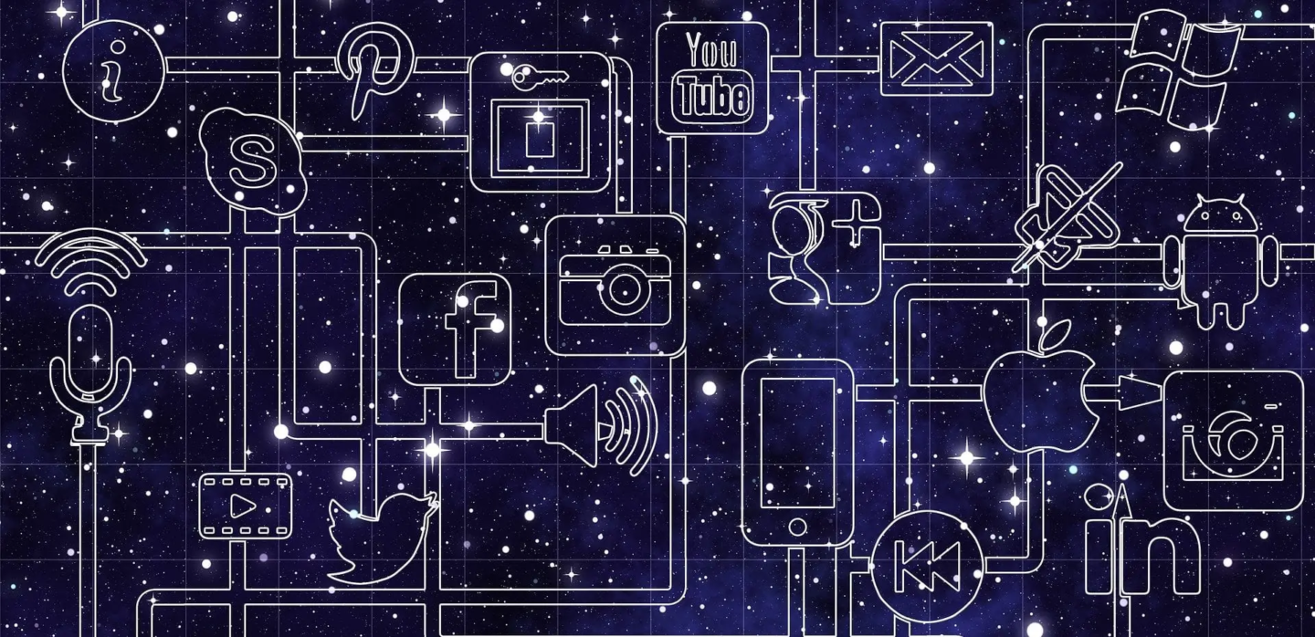 social-media-universem-e1527514892331